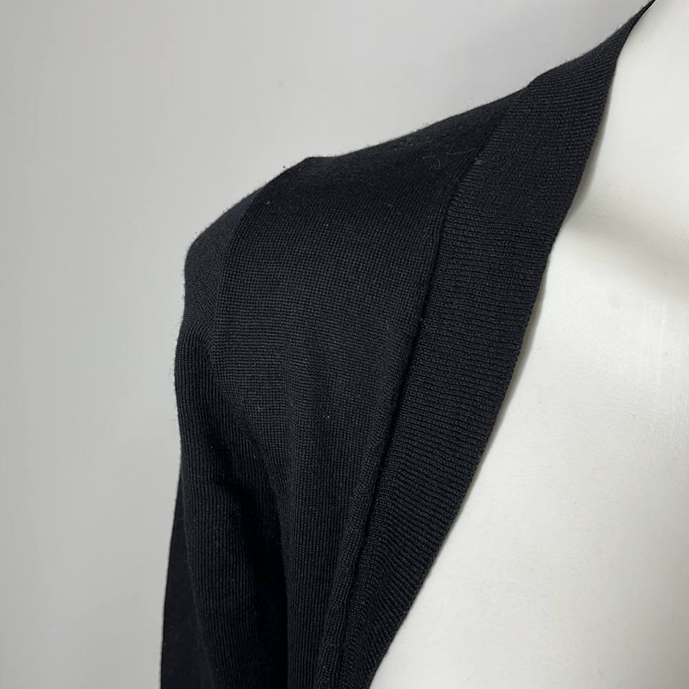 J.CREW 100% Merino Wool V-Neck Cardigan w/ front pockets Sz XS - Picture 4 of 7